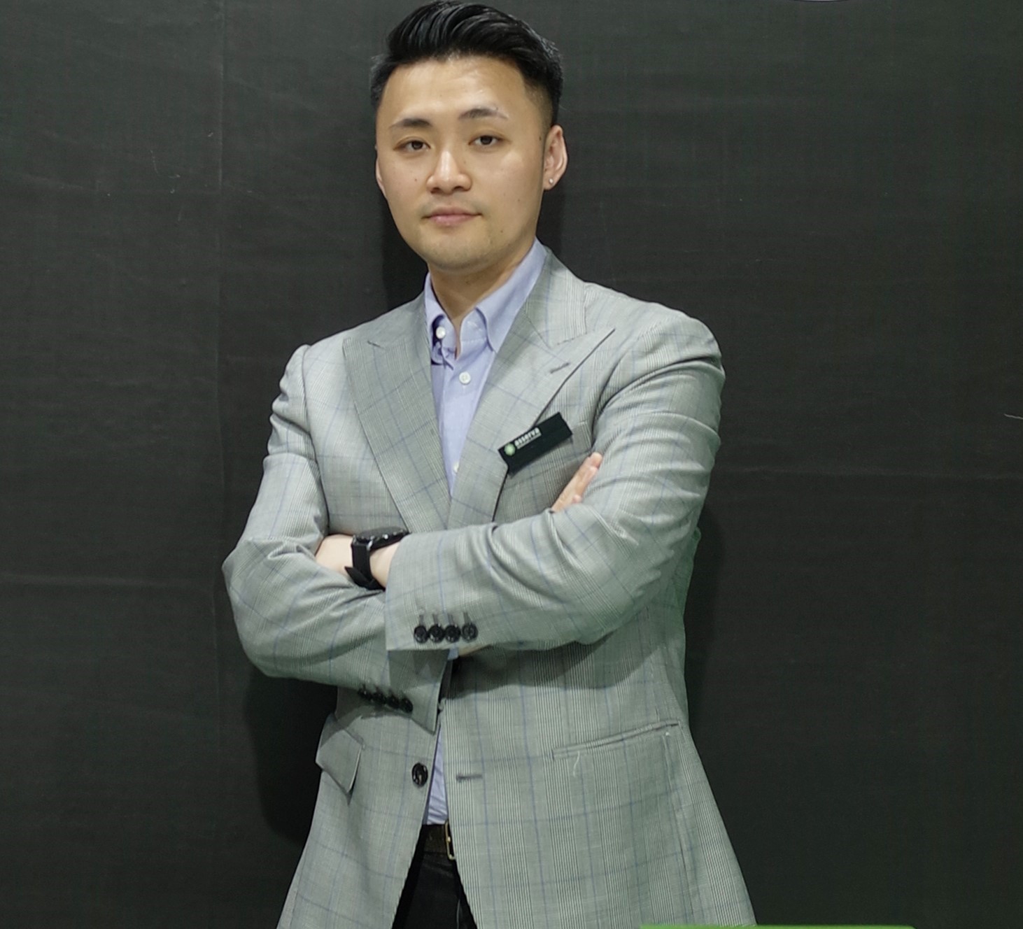 Chris Weirong LIU
